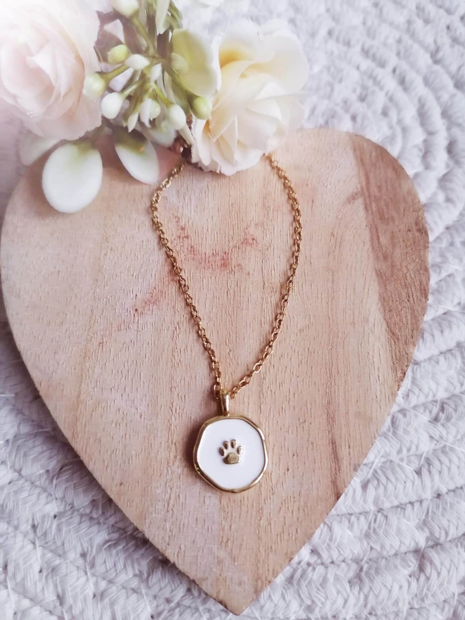 Collier patte de chien