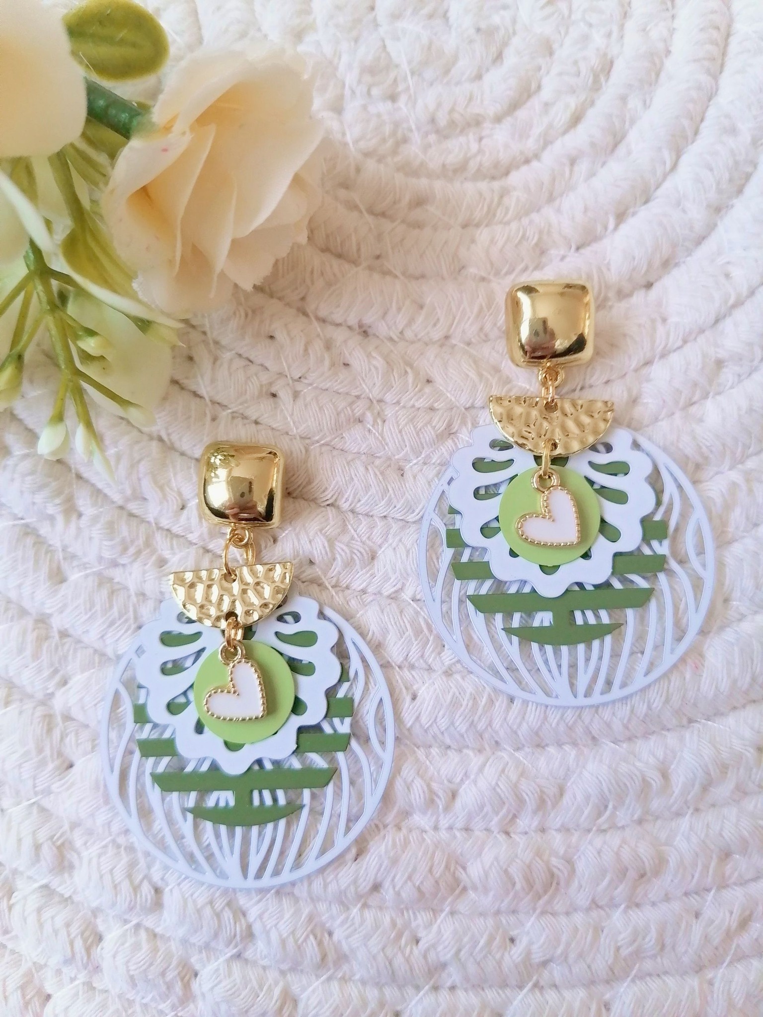 Boucles d'oreilles (3300)